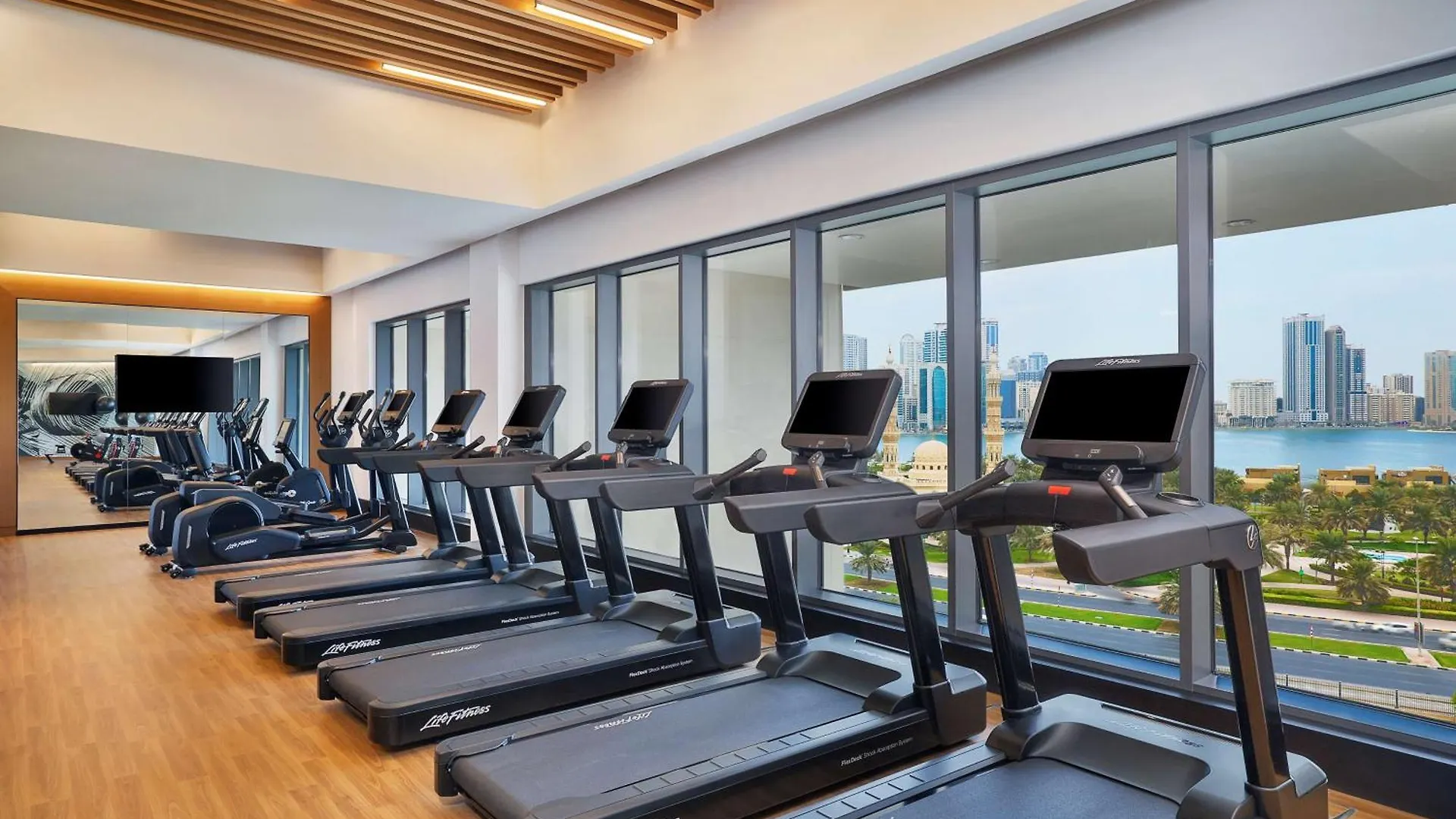 Doubletree By Hilton Sharjah Waterfront Hotel And Residences
