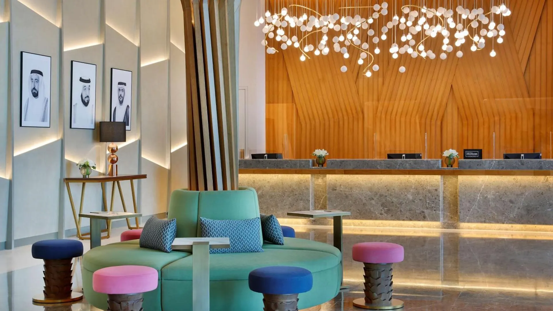 Doubletree By Hilton Sharjah Waterfront Hotel And Residences 4*,