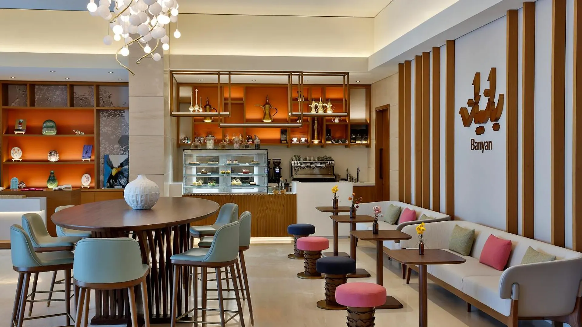 Doubletree By Hilton Sharjah Waterfront Hotel And Residences