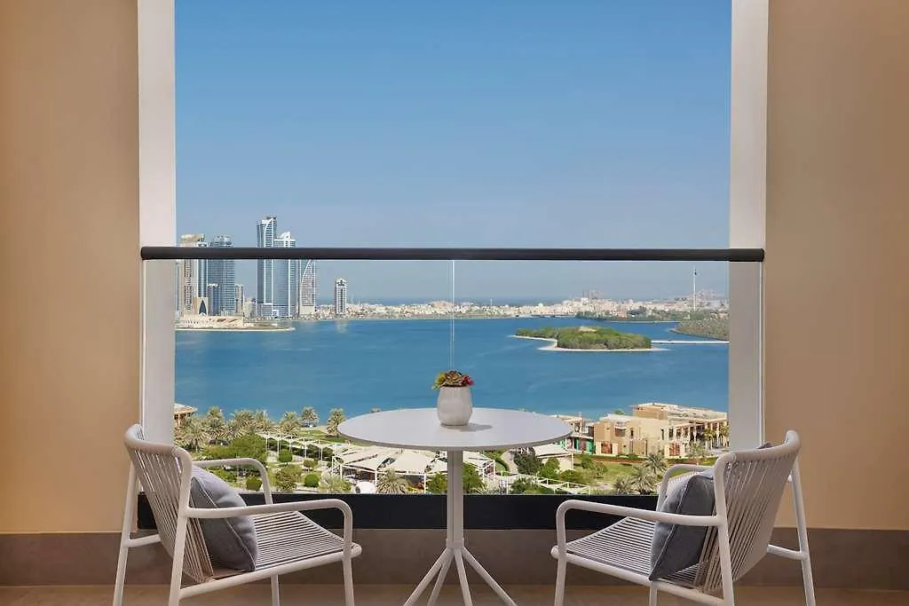 Doubletree By Hilton Sharjah Waterfront Hotel And Residences