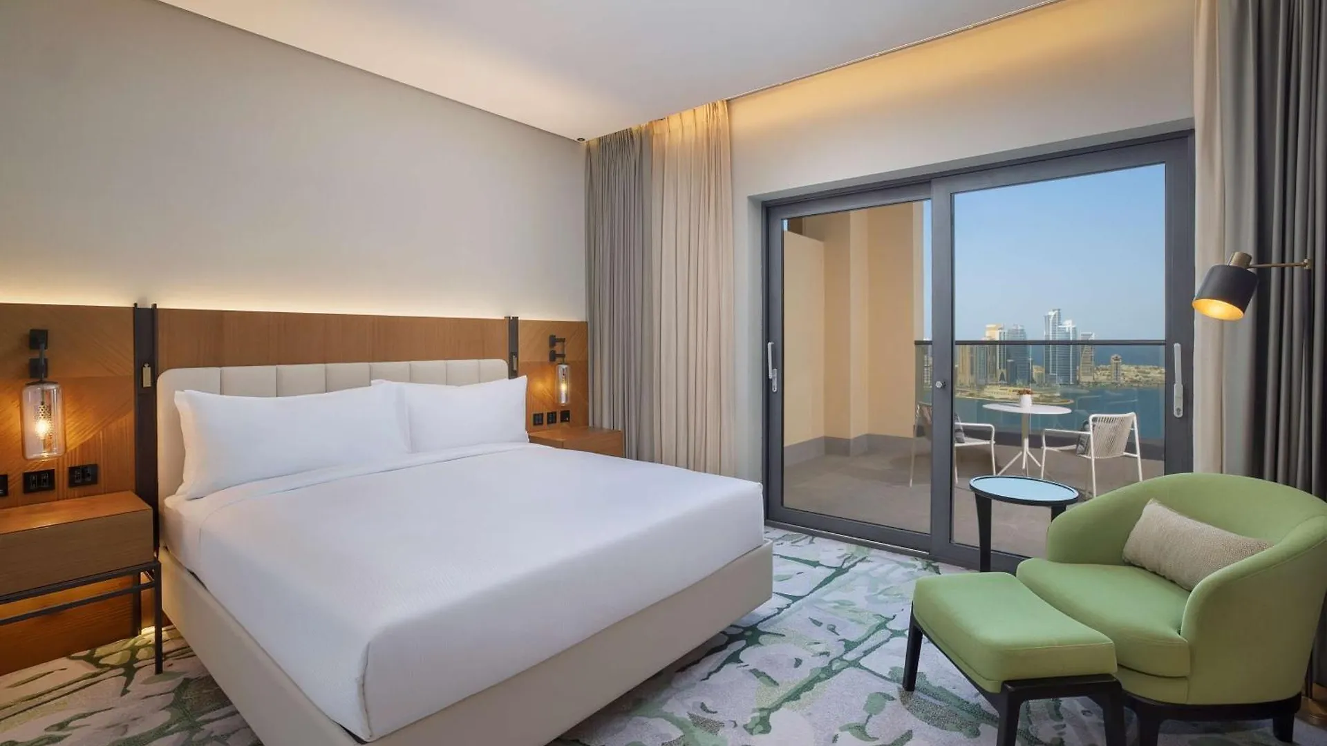 ****  Doubletree By Hilton Sharjah Waterfront Hotel And Residences Zjednoczone Emiraty Arabskie