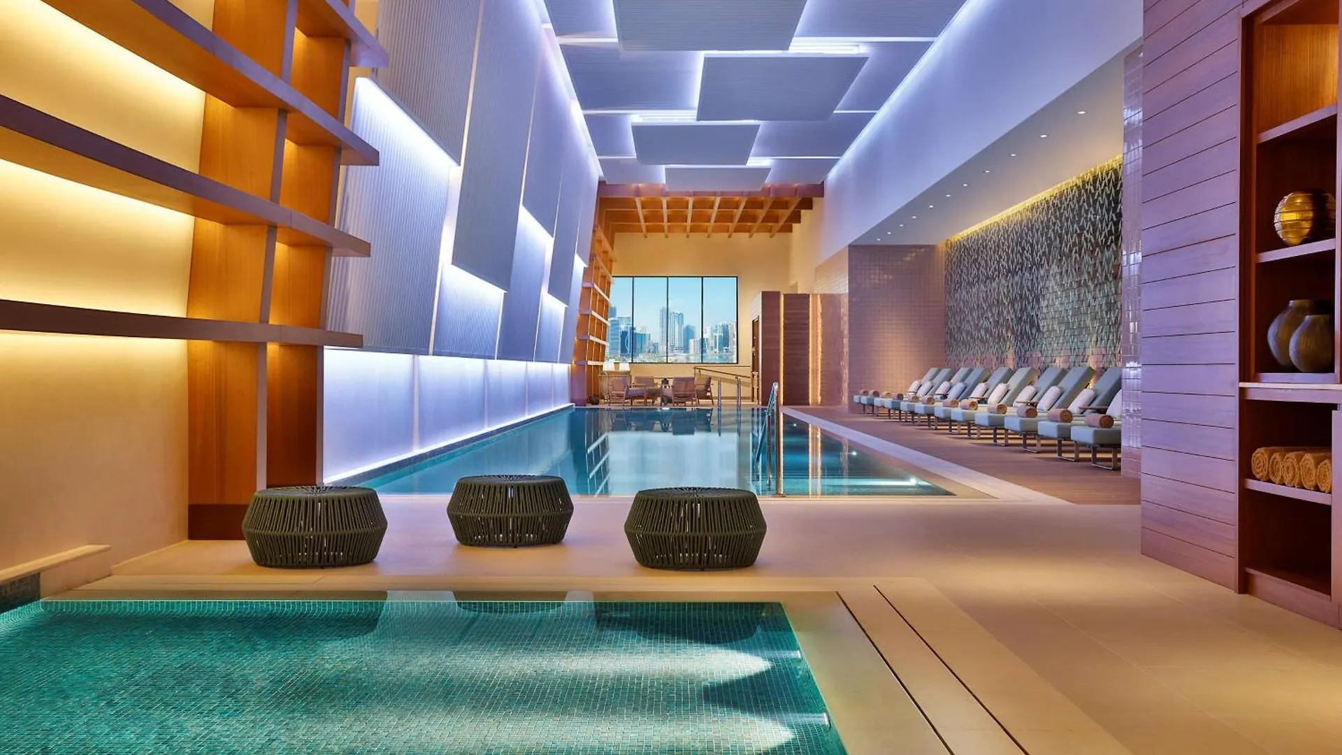 Doubletree By Hilton Sharjah Waterfront Hotel And Residences